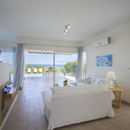 How To Rent Your Own Beachfront Villa, 1463